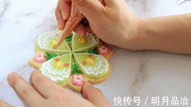 糖霜饼干|美到舍不得吃！甜品师手作花砖饼干，救救老夫的少女心！