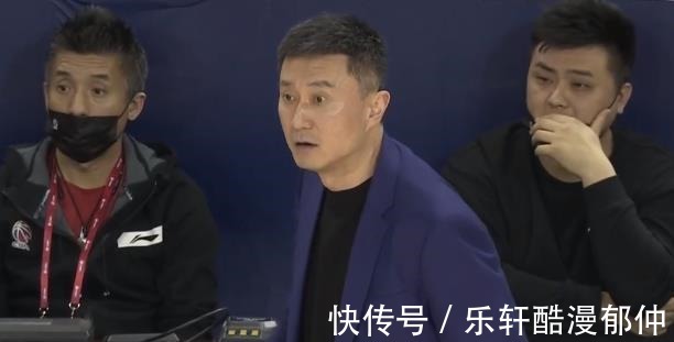 杜锋|急了广东队半场被打崩,杜锋骂裁判,曾繁日垫脚孙铭徽