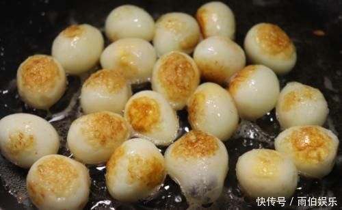 五花肉这样做真过瘾,不加水不加油,简单2步,上桌连汤汁都不剩