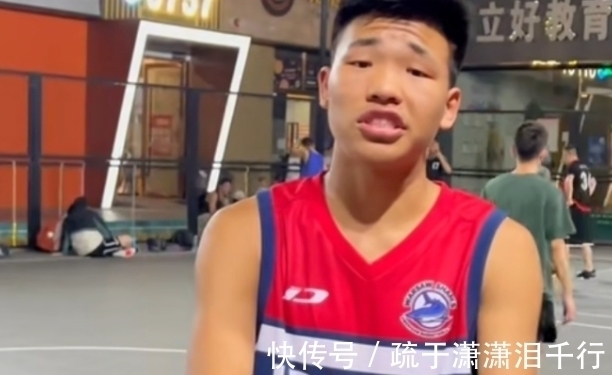 篮球网红大战！91比7，吴勇豪丝毫不放水，农村国宝被虐哭了