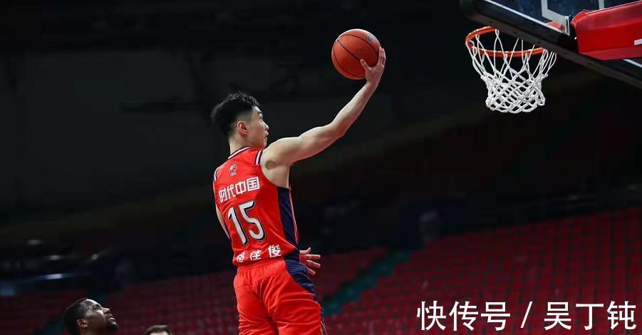 陈盈骏|拒绝19分逆转!郭士强振臂庆祝,陈盈骏CBA历史第1,广州4强有望