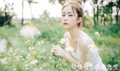 黄粱梦醒夜未央|八首初秋词:斜风一缕幽幽过,黄粱梦醒夜未央