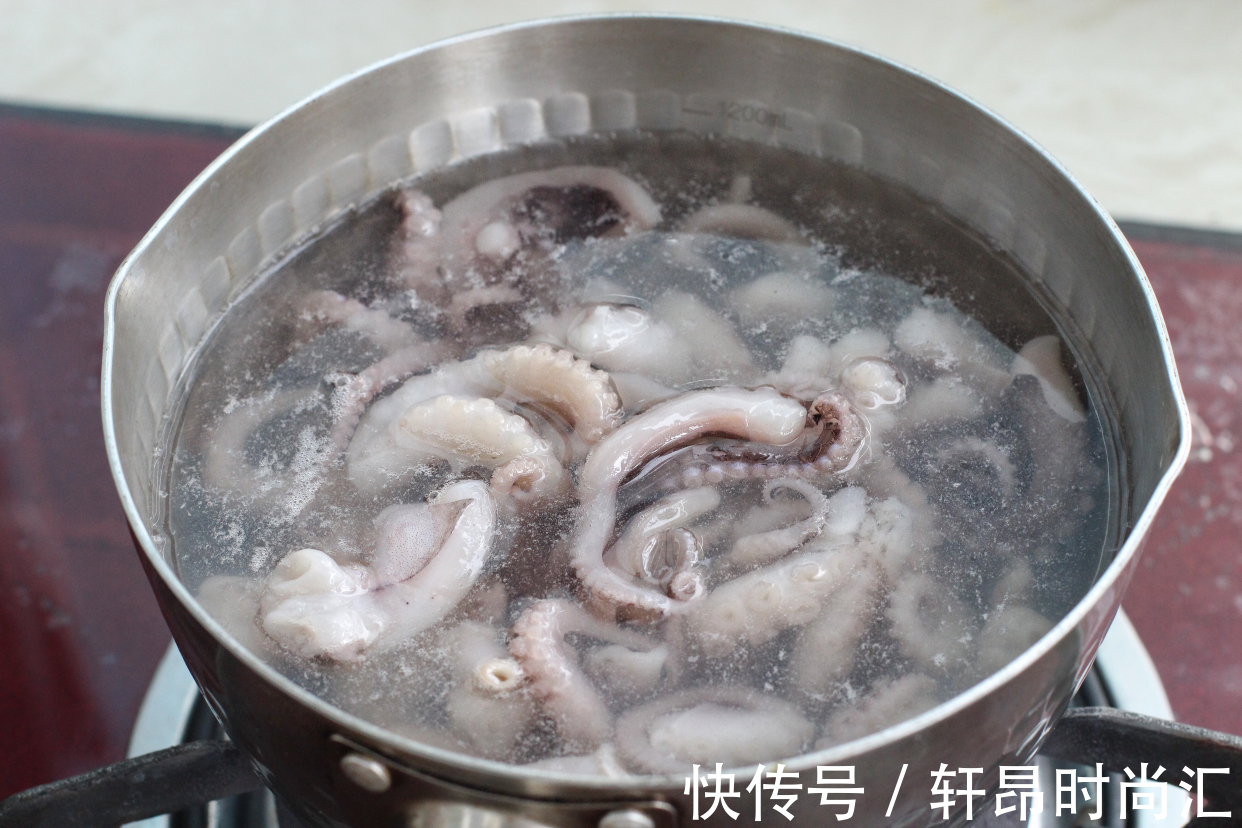 章鱼|推荐一道夏日开胃菜，营养丰富鲜美无比，几分钟就出锅好吃不油腻