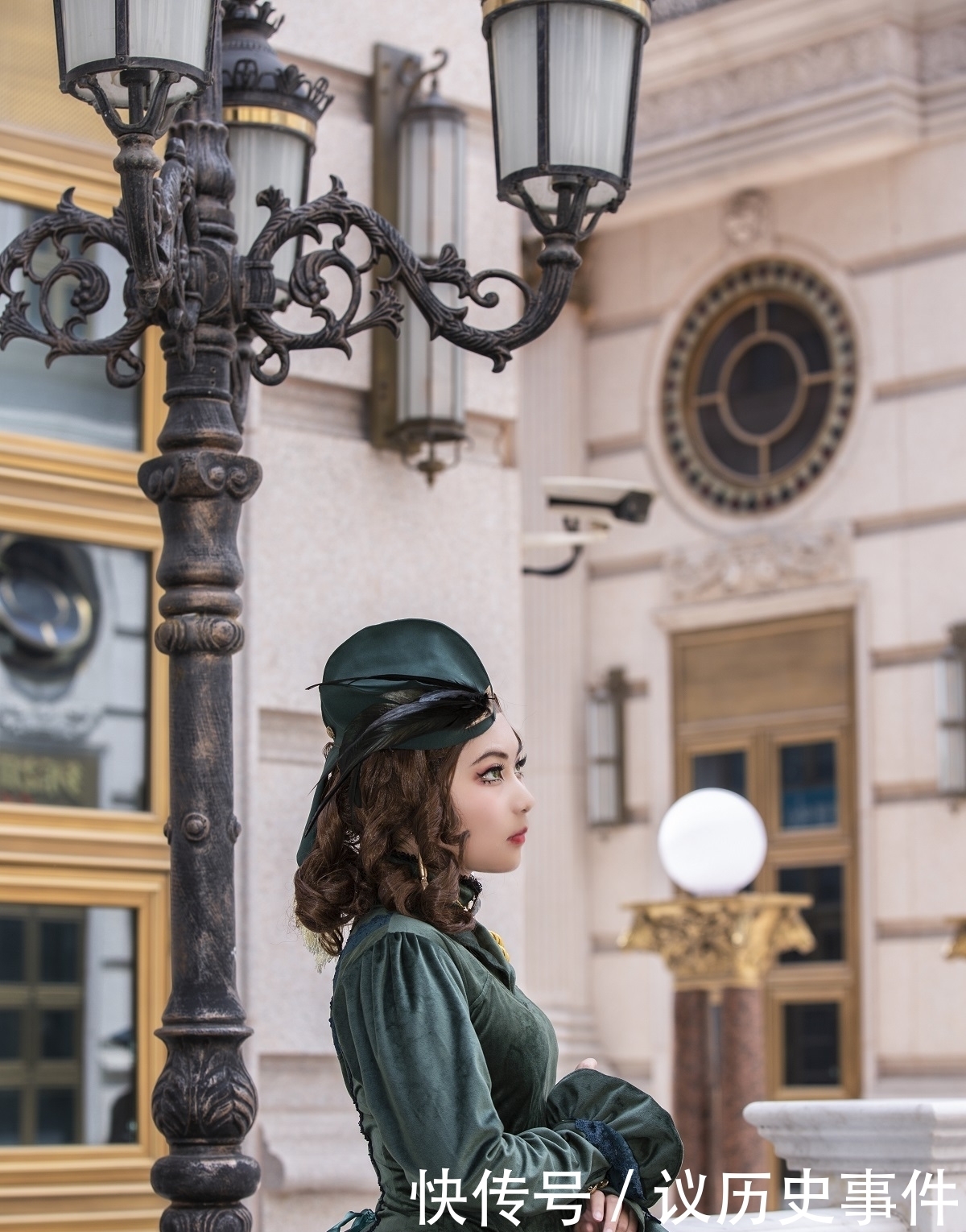 cos|《第五人格》紅夫人斯嘉麗cos，優雅高貴，舉手投足氣質盡顯！