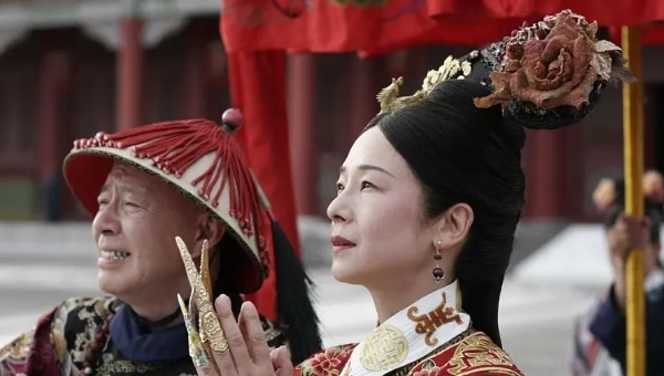 康熙|史上最“牛”的祖坟，光绪和慈禧不敢碰，连修铁路都要绕着走！