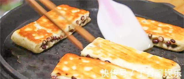 红豆|爱吃红豆饼别再出去买了，大厨教你在家做，外酥里诺太好吃了
