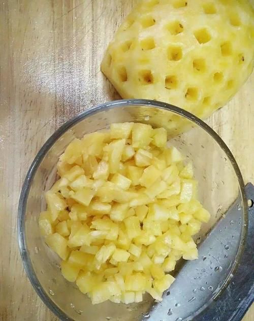  搞定|就是这么简单？ 4个步骤搞定菠萝派