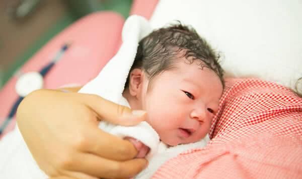 山楂|孕妇吃山楂会流产，是真的吗？孕期常见的7大谣言，你信了几个