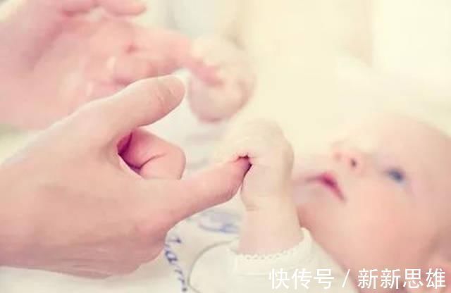 莉莉|可怕的“厌奶期”来了,这3个表现告诉宝妈,再喂也吃不下