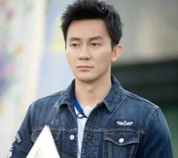 鄧超陳赫退出《跑男》是對(duì)的看到李晨的現(xiàn)狀，網(wǎng)友明智之舉