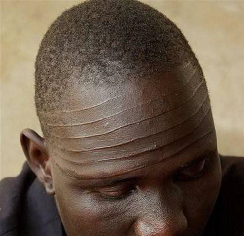 水平线|世界上唯一的“巨人族”,平均身高超1米8,娶老婆有一不成文规定