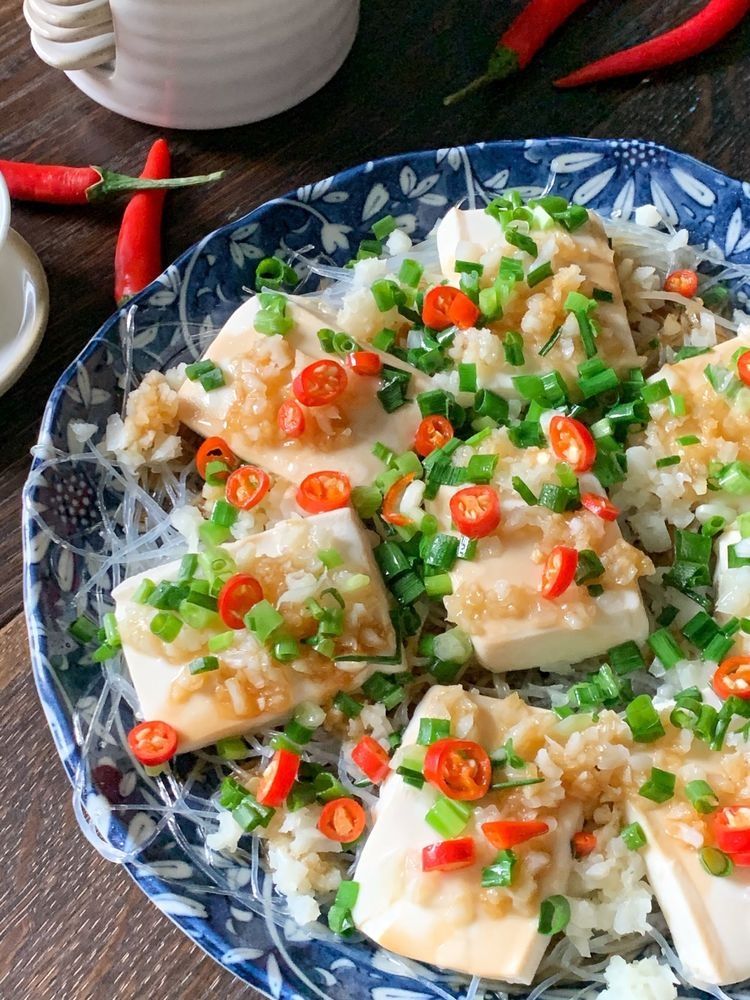 豆腐别总炖了，这样蒸一蒸鲜嫩入味，成本不过5块钱，太划算了