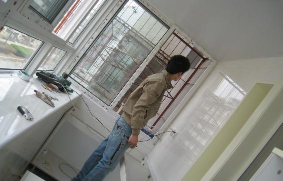 阳台|阳台改造成厨房,经济又实惠,还没有人投诉!