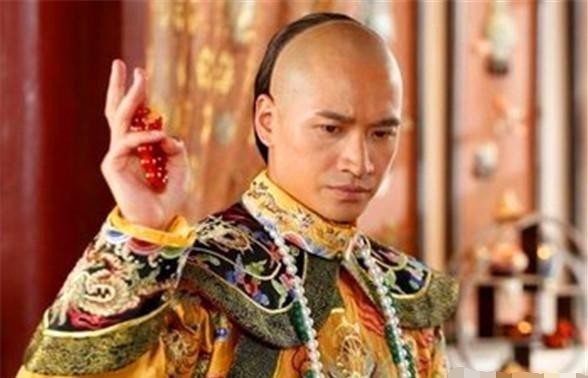 落地|雍正对1玉壶爱不释手,当他得知其用途后,两江总督全家人头落地