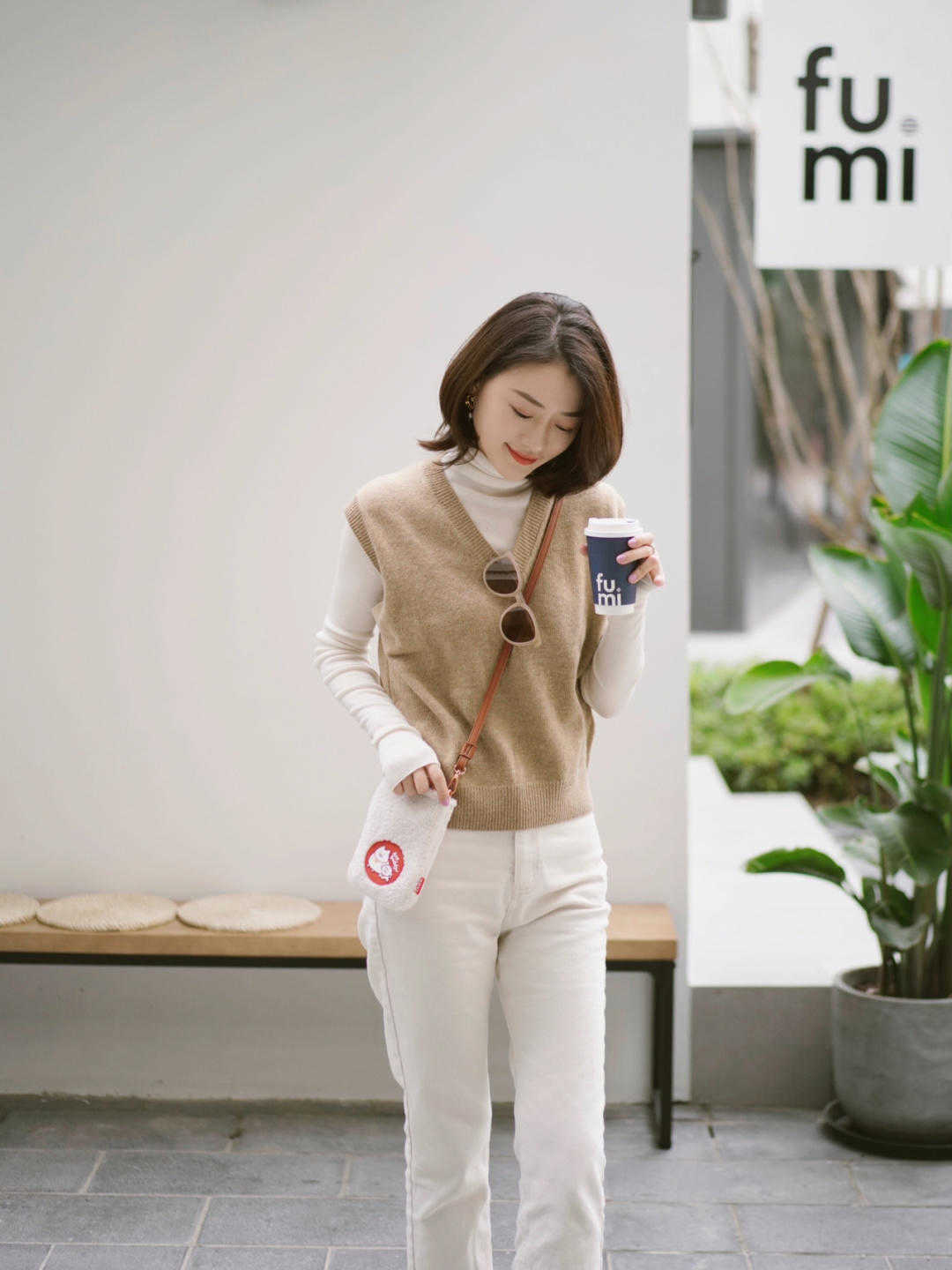 裤子|真正优雅的女生，秋天这样穿搭，针织衫原来还能这样搭配，很高级