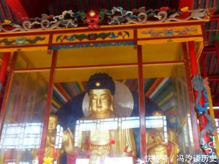 见识|游客每天捐香油钱,寺庙的收入到底有多高?看完长见识了