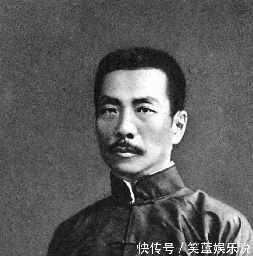 屈原#11年前日本诺贝尔奖得主大江健三郎访华时,为何蹲在鲁迅石像下哭