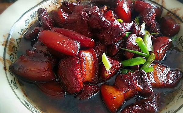 饭桌|不想前列腺癌上身,几样食物少往桌上端,守护前腺健康