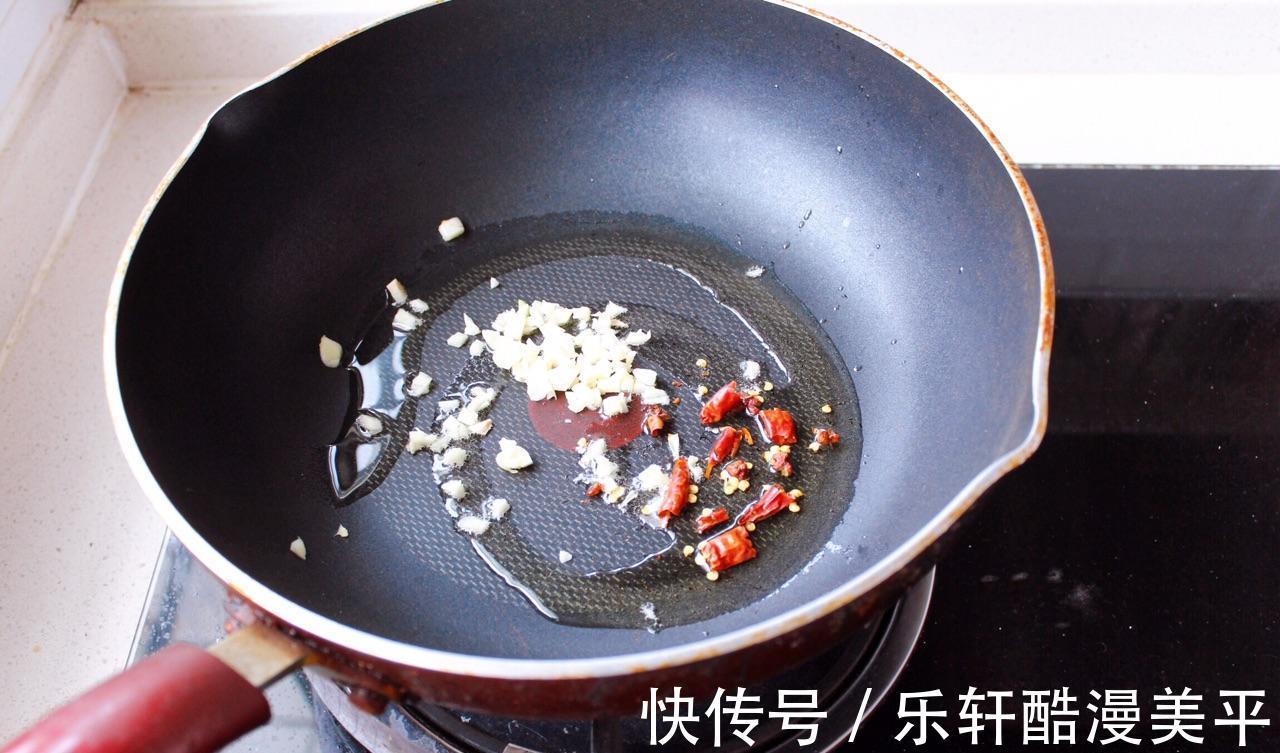做法|素炒圆白菜，美味家常菜，做法简单，美味营养