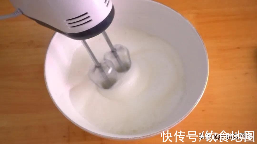 比豆腐还嫩！自制酸奶蛋糕，配方和秘诀都给你，外面买不到