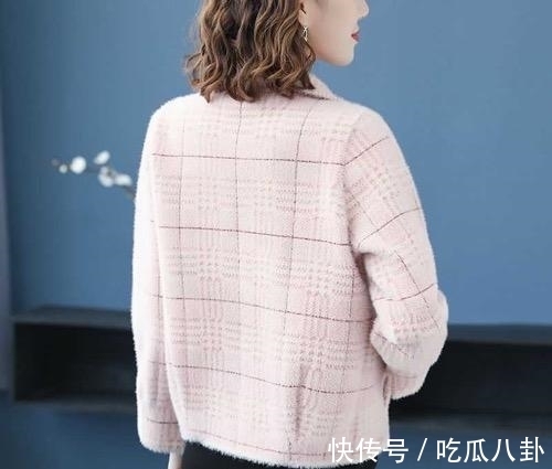 蕾丝 1米5左右女人，别穿长外套，多穿这短款，搭小脚裤，洋气超显高