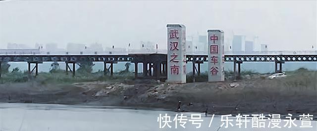 湖北一河道成天然黑坑，成百上千的钓友蜂拥而至，钓王邓刚也来了