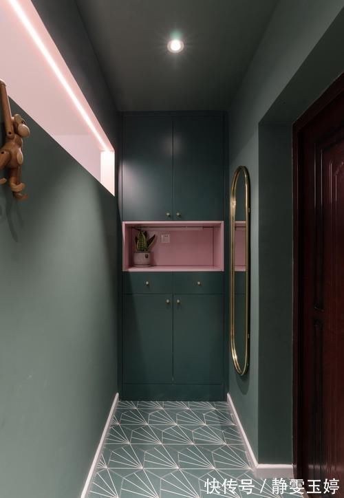 隔墙|大白墙装出智慧小宅,都藏在她家65㎡二居室里,实用性满分,好美好治愈