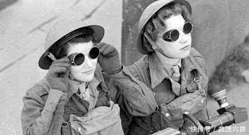 可惜|罕见二战老照片战场上的漂亮女兵!