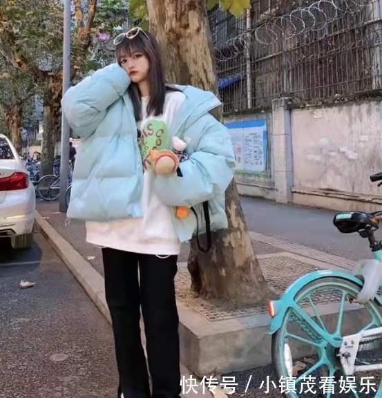 冬天穿“卫衣+棉服”真好看,休闲又保暖,这样出街回头率很高