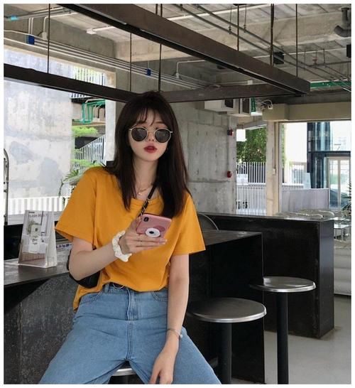  档次|美女模特：高级甜美的配色， 凉爽显白又有档次