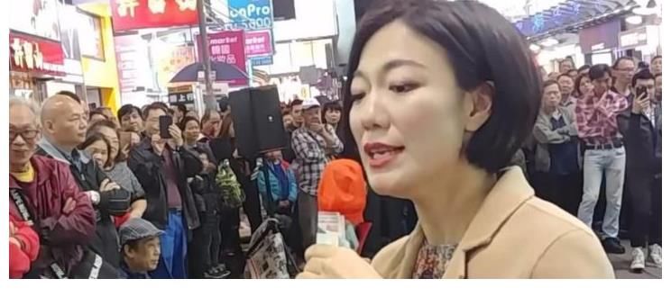 晨歌|她在《星光大道》拿过冠军，还登上央视春晚，现在却街头卖唱！