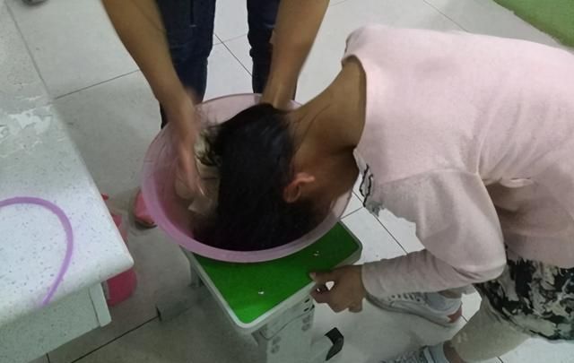 孩子随时随地都在挠痒痒?大多都是螨虫在作怪,家长要警惕