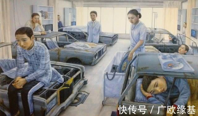 小伙|小伙路边卖“纯手工”冰淇淋，直接放冰块砸，2元一份抢着买！