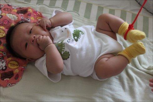 妈妈|宝宝满百天后身体大变化,妈妈多让娃做五件事,让孩子聪明又健康