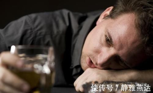 养生|五个时间“洗澡”，伤身害命，想要健康长寿，早点避开