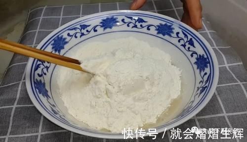 生煎馒头|蒸发面馒头，加入3克酵母，馒头掌握以上做法，吃着劲道又松软
