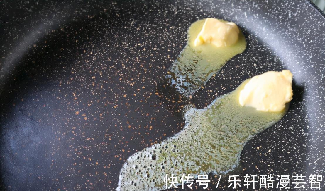 茶餐厅|解锁吐司新吃法，直接用黄油香煎，焦焦得特别好吃