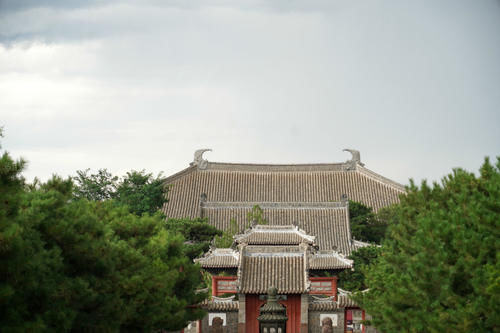 辽宁有个县，旅游名气不大却藏有国宝级文物，可看到中国第一佛殿