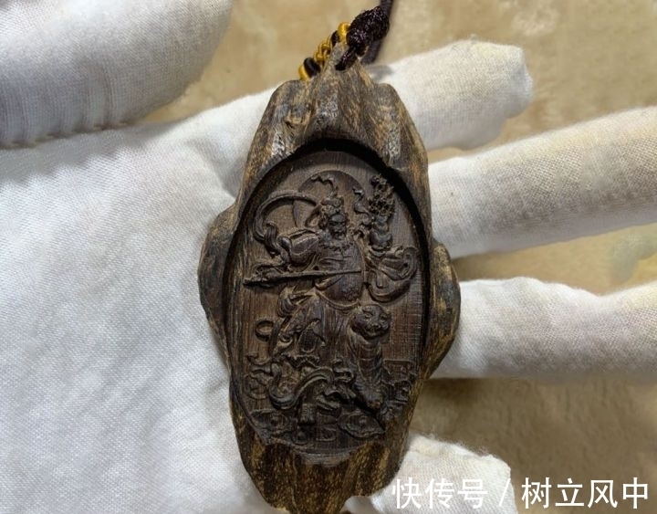 金刚菩提$这些耳熟能详的文玩其实身患“绝症”,痛苦折磨却让它们走上巅峰