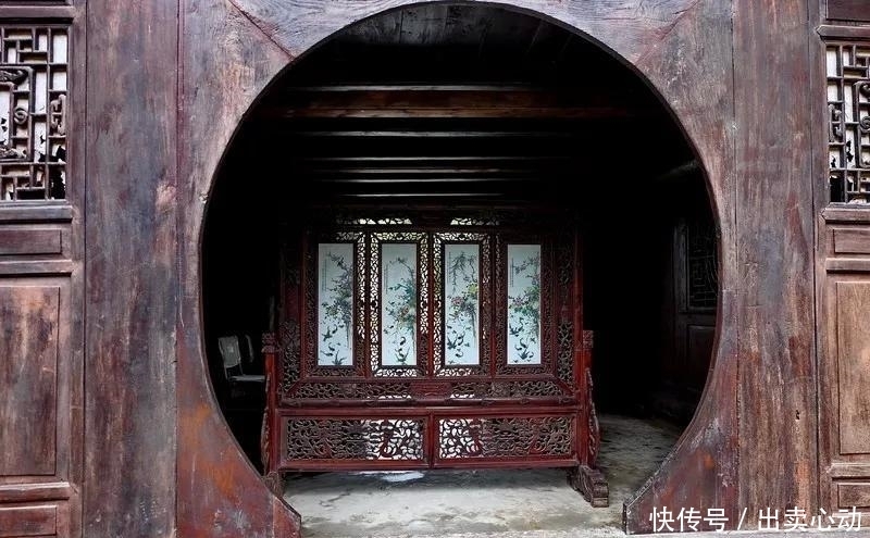 中年|这座古镇到底有何能耐,竟让《陕西日报》用半个版面介绍它!