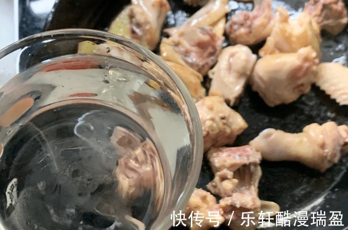 鸡肉块|想吃麻油鸡不用出去吃，自己在家也嫩做，味道不比买的差