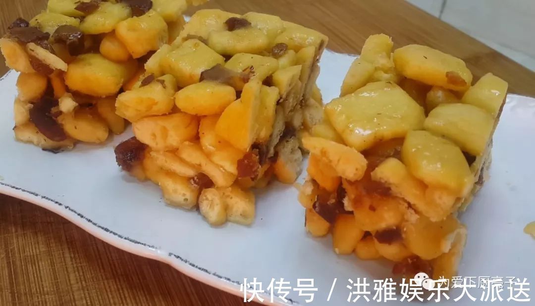 红枣|5个鸡蛋，1斤面粉，锅里一炒，做出创意小零食，比蛋糕好吃十倍