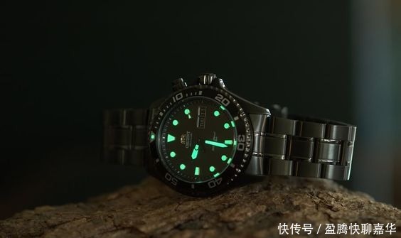 高仿表贩子的忽悠:复刻表可以乱真?一比一顶级复刻是真的吗