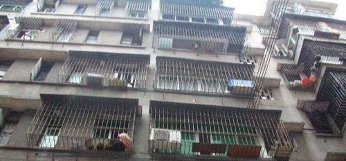 买房|买房别傻傻买二手房,我家当初不听劝,住进去倒霉事全来了