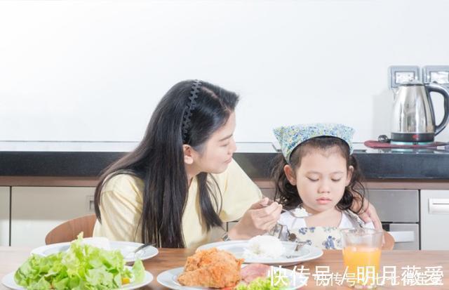 婆婆|宝宝不能太早吃盐?吃太晚也不好,宝妈别错过加盐的“最佳时间”