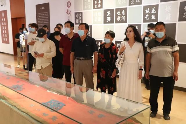 香河|打破围墙,树立开放思维,支持各类原创作品,让香河文化艺术百花齐放,进入中书协中美协