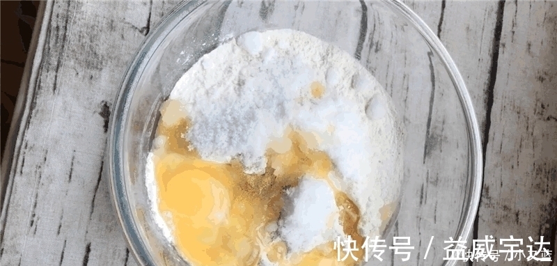 面食达人教你用电饭锅做早餐馒头, 比蒸出来的更香, 做法还简单