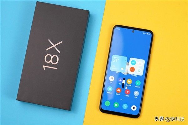 oled|首次采用10bit屏幕！魅族18X开箱图赏