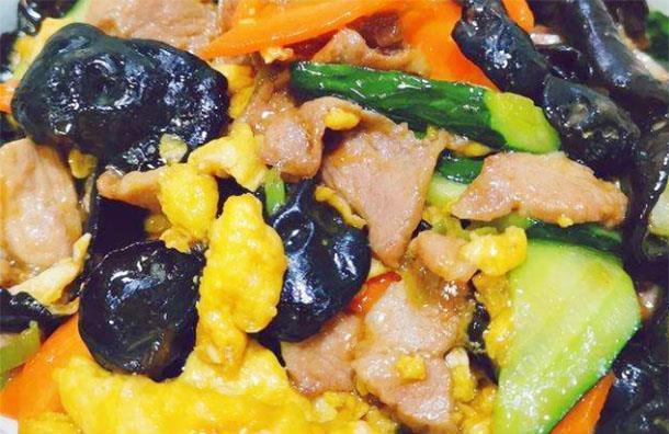 大补菜|大暑天并没有40度而是阴天30度,孩子多吃大补菜,暖身暖胃强身