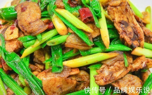 不管在家炒什么肉，都别用淀粉来腌，记住这2点，肉嫩还香！